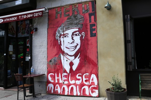 Graffito zur Unterstützung der Whistleblowerin Chelsea Manning.