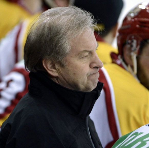 Der Langnauer Assistenz-Coach Alfred Bohren beim fuenften NLA/NLB Auf-/Abstiegsplayoffspiel zwischen den SCL Tigers und dem Lausanne HC am Samstag, 13. April 2013, in der Ilfishalle in Langnau. (KEYST ...