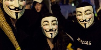 Hackergruppe Anonymous erklärt «Cyberkrieg» gegen den Kreml