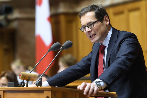 Roger Koeppel, SVP-ZH, spricht waehrend der Wintersession der Eidgenoessischen Raete, am Dienstag, 3. Dezember 2019 im Nationalrat in Bern. (KEYSTONE/Anthony Anex)