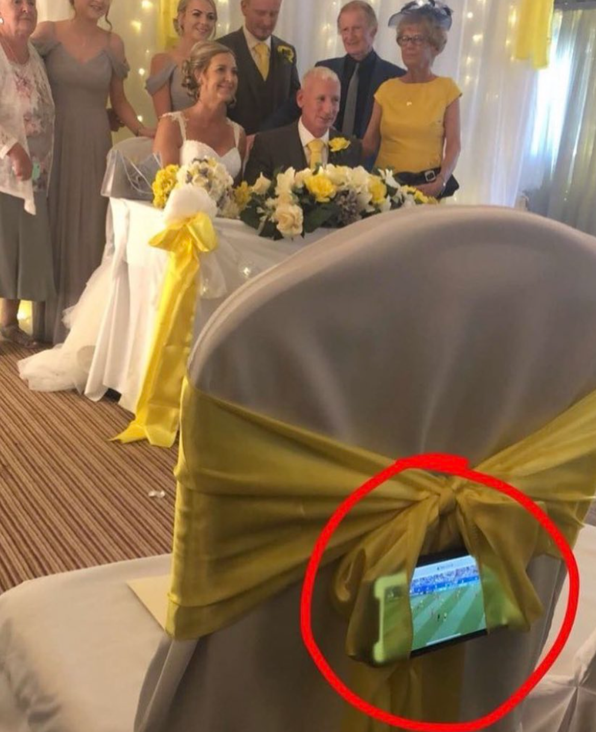 Die lustigsten Fails der Woche: Fussball schauen an der Hochzeit