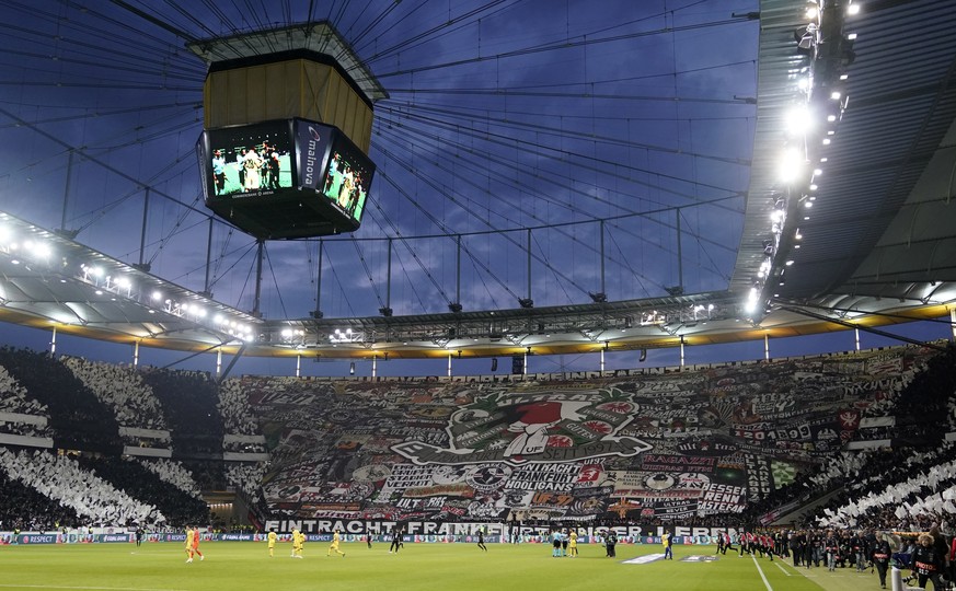 epa07543297 Frankfurt fans show a banner before the UEFA Europa League semi final first leg soccer match between Eintracht Frankfurt and Chelsea FC in Frankfurt, Germany, 02 May 2019. EPA/RONALD WITTE ...