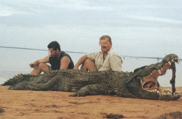 In Tansania kann man auch Krokodile jagen.