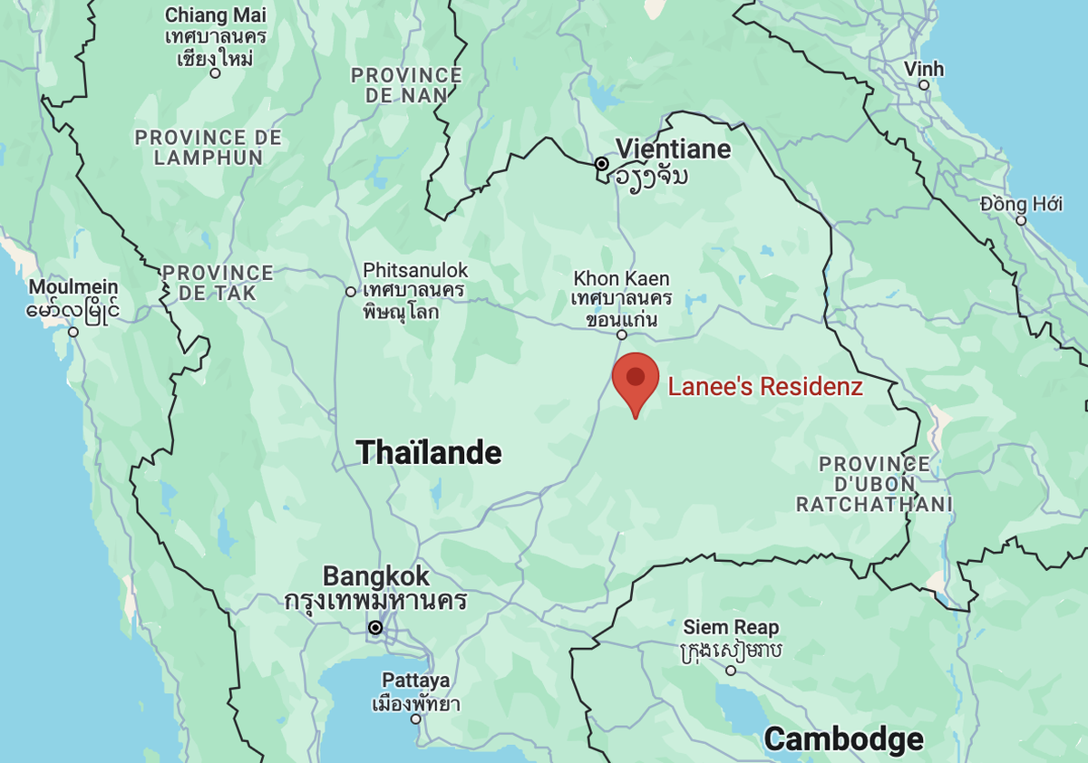 La résidence se situe à environ 400 kilomètres de Bangkok.
