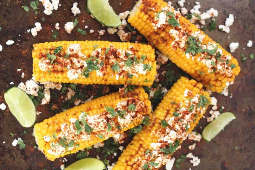 chile chili maiskolben feta mexikanisch limette essen food https://potdev.ohmyveggies.com/mexican-corn-cob/