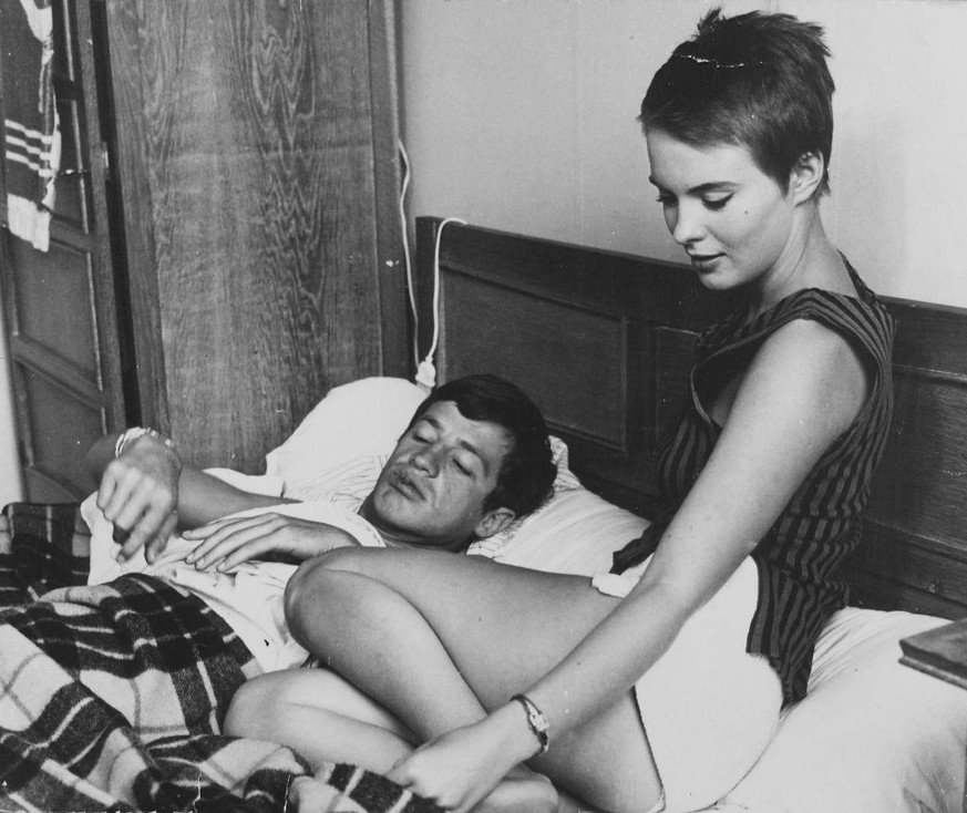 Jean-Paul Belmondo, Jean Seberg in &quot;A Bout de Souffle&quot; 1960 (Photo by RDB/ullstein bild via Getty Images)