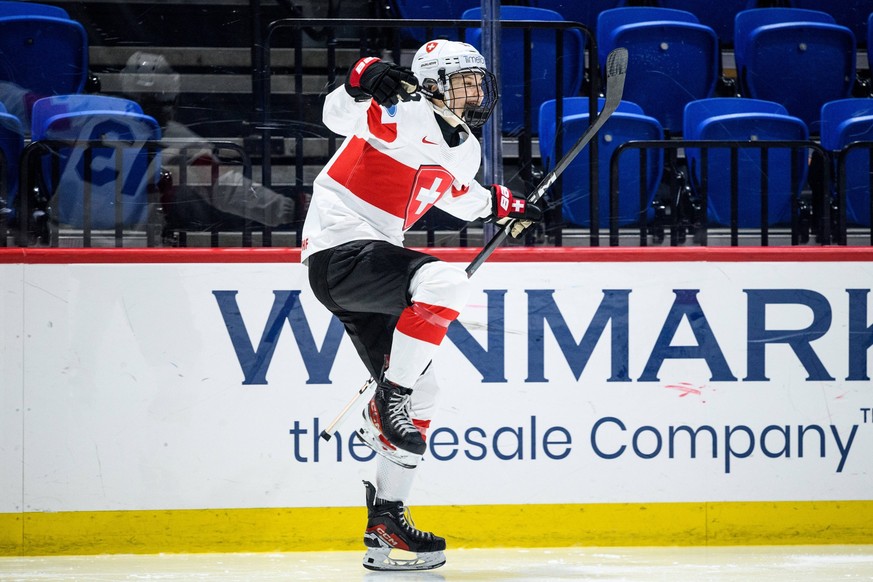 240411 Ivana Wey of Schweiz celebrates after scoring 1-0 during the 2024 IIHF Women s World Championship, WM, Weltmeisterschaft quarterfinal between Finland and Switzerland on April 11, 2024 in Utica. ...