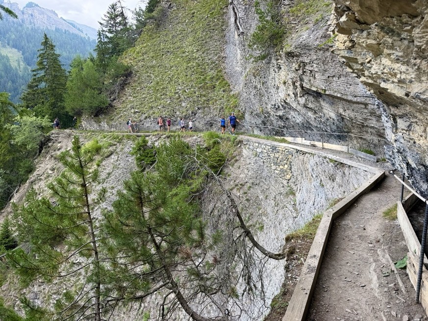 Bisse du Ro Suonenwandern Suonen Bisse Rauszeit Wandern Schweiz Suonenwanderung