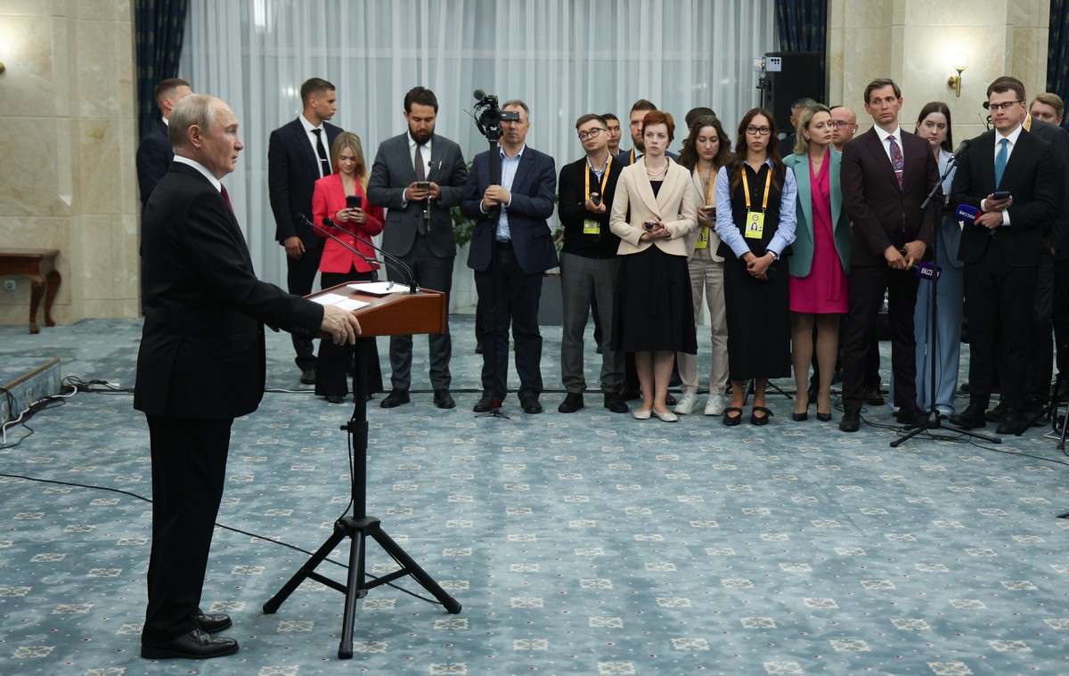 Russian President Vladimir Putin answers questions from journalists following the Shanghai Cooperation Organization (SCO) summit in Bishkek, Kyrgyzstan, on Tuesday, Sept. 1, 2026, 2026. (Vyacheslav Pr ...