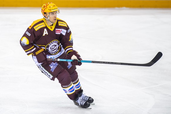 Le joueur du club genevois, Henrik Toemmernes en action, lors du match du championnat suisse de hockey sur glace de National League LNA, entre le Geneve Servette HC et le SC Langnau Tigers, ce jeudi 1 ...