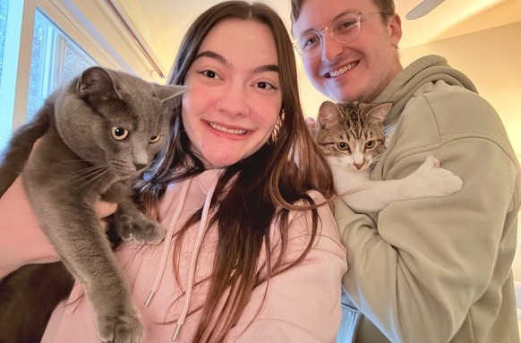 Toby katze Weltrekord

https://www.guinnessworldrecords.com/news/2026/6/nine-lives-10-extra-toes-paw-some-michigan-kitty-ties-record-for-the-most-toes-on-a-cat