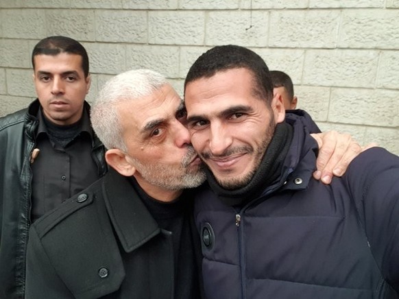 Fotograf Hassan Eslaiah (r.) und der Hamas-Führer Yahya Sinwar.
