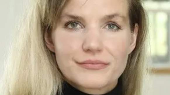 Johanna Degen is a relationship therapist and professor of social psychology at the European University of Flensburg.