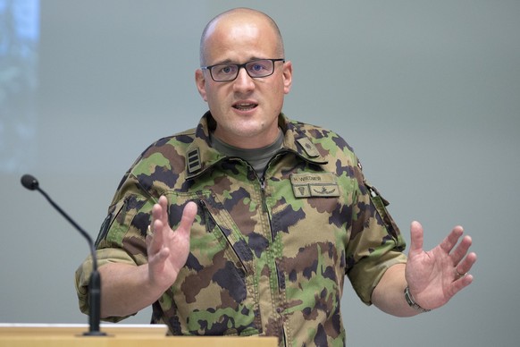 CAPTION ADDITION: ERGAENZT VORNAMEN - Hannes Urs Wiedmer, Oberstleutnant im Generalstab und Kommandant der Spitzen Sport RS, spricht bei einem Medientermin der Spitzensport-RS, am Mittwoch, 8. Juli 20 ...