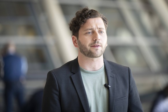 News Bilder des Tages Felix Banaszak, B�ndnis 90/Die Gr�nen Pressestatement, Felix Banaszak, Bundestag, B�ndnis 90/Die Gr�nen, Vorsitzender Berlin Berlin GER *** Felix Banaszak, B�ndnis 90 Die Gr�nen  ...