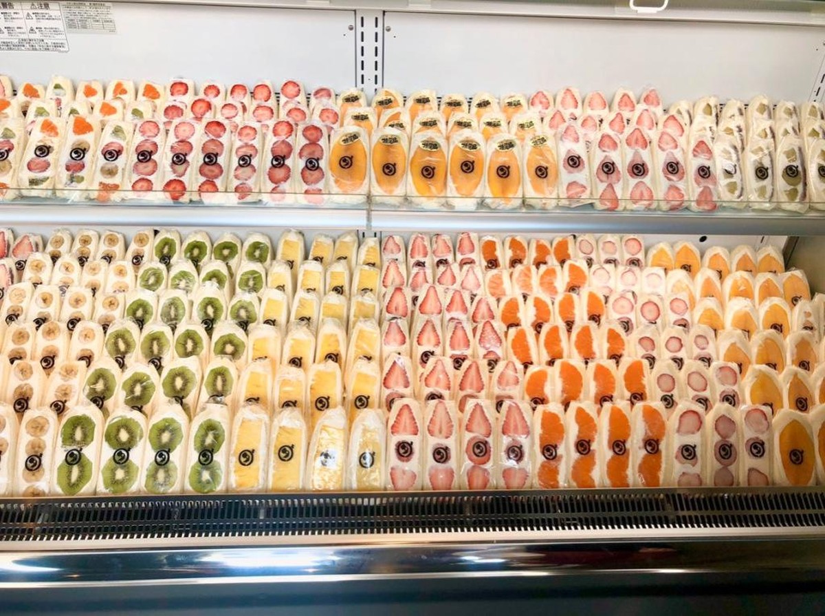 japan früchte sandwiches street food streetfood essen kochen https://twitter.com/pe_8800/status/1260393769519570945