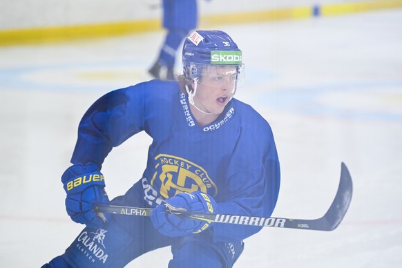 NHL Prospect Simon Knak im Training des HC Davos, aufgenommen im Training, am Mittwoch, 5. August 2020, in der Trainingshalle in Davos. (KEYSTONE/Gian Ehrenzeller)