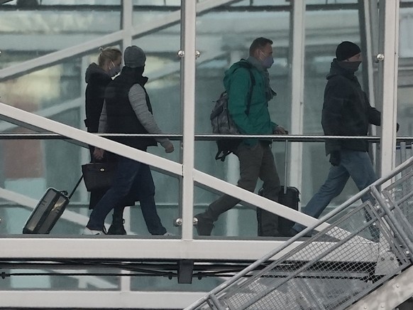 Nawalny bei seiner Ankunft.