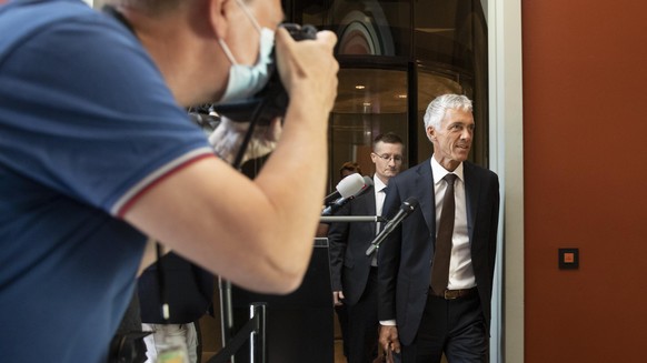 Bundesanwalt Michael Lauber kommt zu einer Anhoerung bei der Gerichtskommission, am Mittwoch, 20. Mai 2020 im Bundeshaus in Bern. (KEYSTONE/Peter Klaunzer)