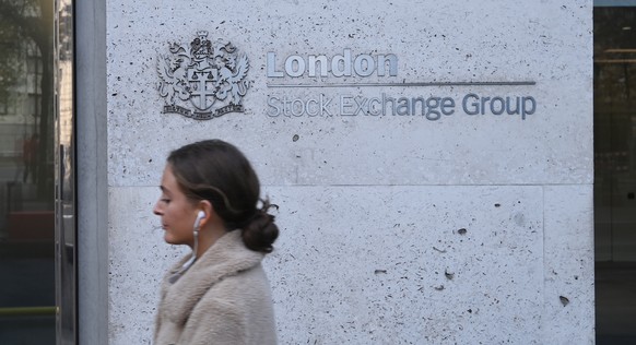 epa08811551 A general view of the London Stock Exchange in London, Britain, 10 November 2020. The FTSE 100 together with other global stock markets continue to hit records high after US drug firm Pfiz ...