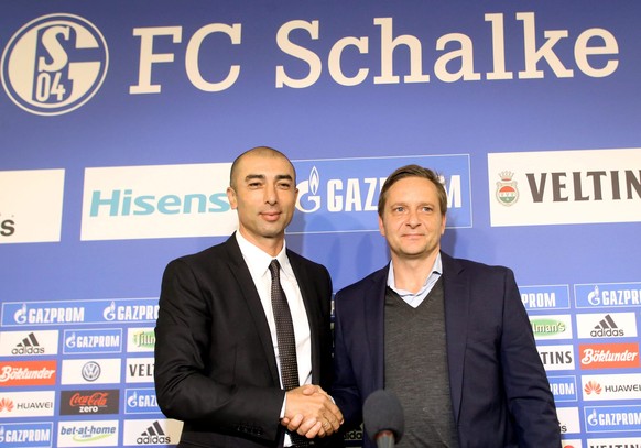 Sportdirektor Heldt ist von Di Matteo überzeugt.