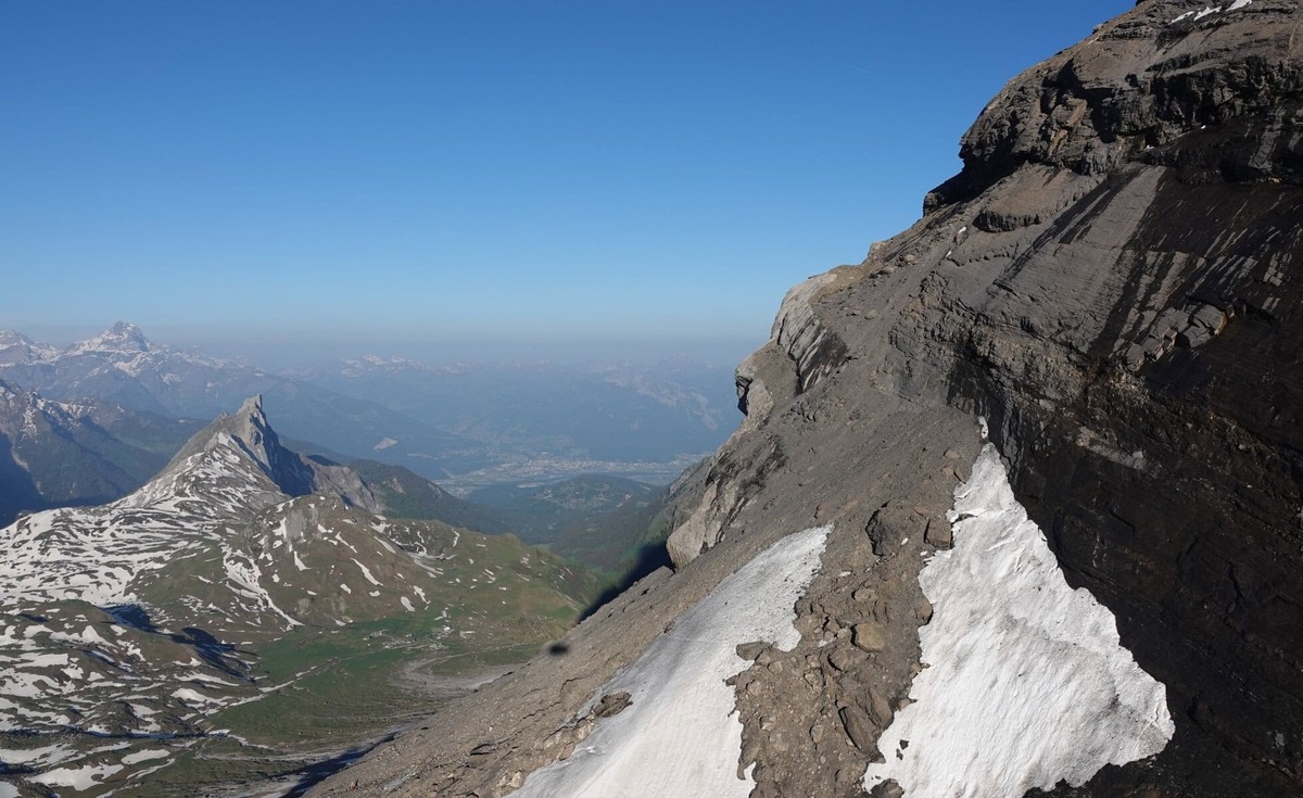 Un parapentiste français est mort près de Derborence