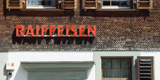 Knall bei Raiffeisen: Verwaltungsratspräsident Rüegg-Stürm tritt per sofort zurück