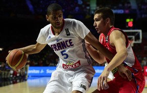 Nicolas Batum ist Topskorer der Partie.