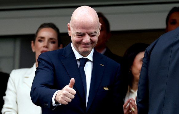 epa13033919 FIFA president Gianni Infantino gives the thumb up before the FIFA World Cup 2026 group stage match USA against Paraguay, in Los Angeles, California, USA, 12 June 2026. EPA/CHRIS TORRES