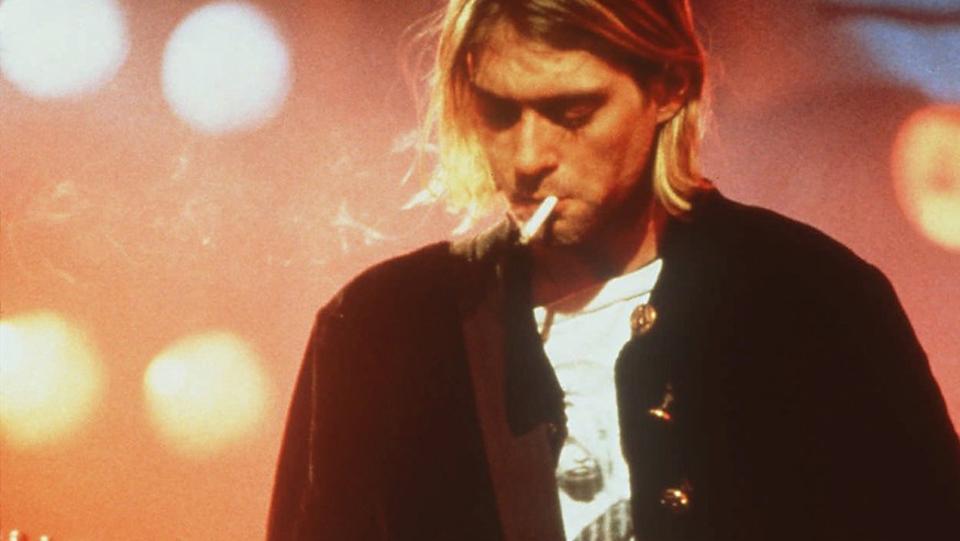 ARCHIV -- ZUM 25. TODESTAG VON KURT COBAIN AM FREITAG, 5. APRIL 2019, STELLEN WIR IHNEN FOLGENDES BILDMATERIAL ZUR VERFUEGUNG -- 
An undated file photo shows &quot;Nirvana&quot; lead singer and guita ...