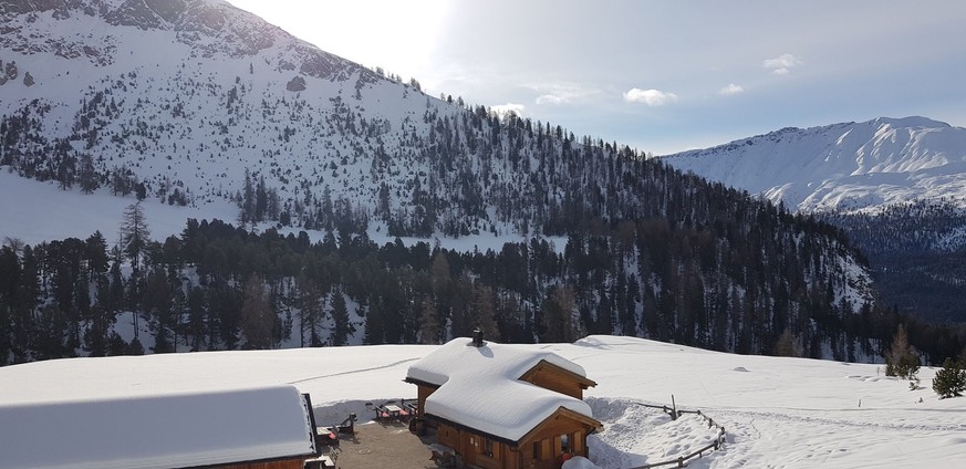 Alp Champatsch La Posa Rauszeit Skihütten der Schweiz Bergbeizli