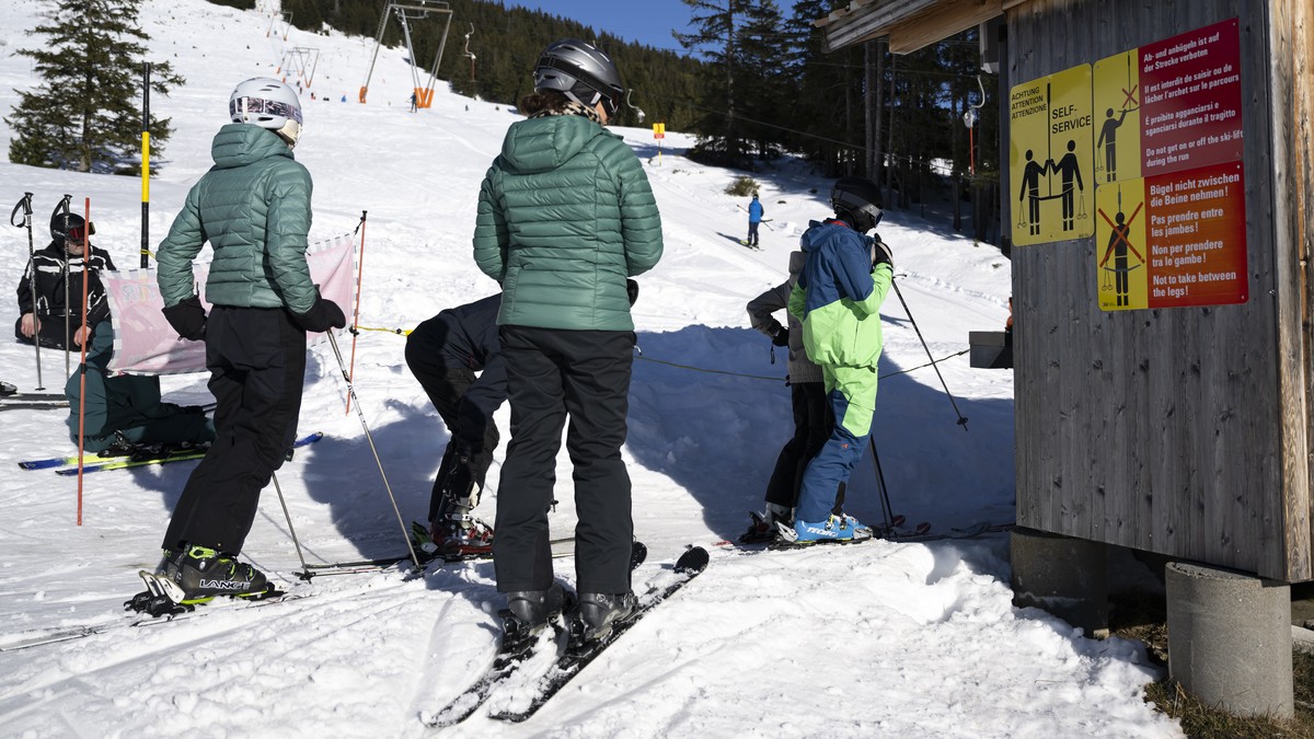 Unbekannte-attackieren-Skifahrer-in-Adelboden-und-verletzen-ihn