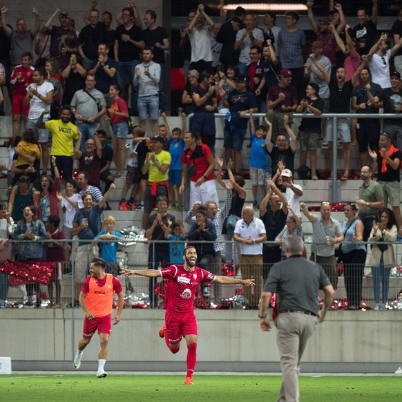 Biels Jihde Jelassi Jubelt nach seinem Tor zum 1:1 im Fussball 1/32 Finals des Schweizer Cups zwischen dem FC Biel und dem BSC Young Boys, am Samstag, 18. August 2018, in der Tissot Arena in Biel. (KE ...