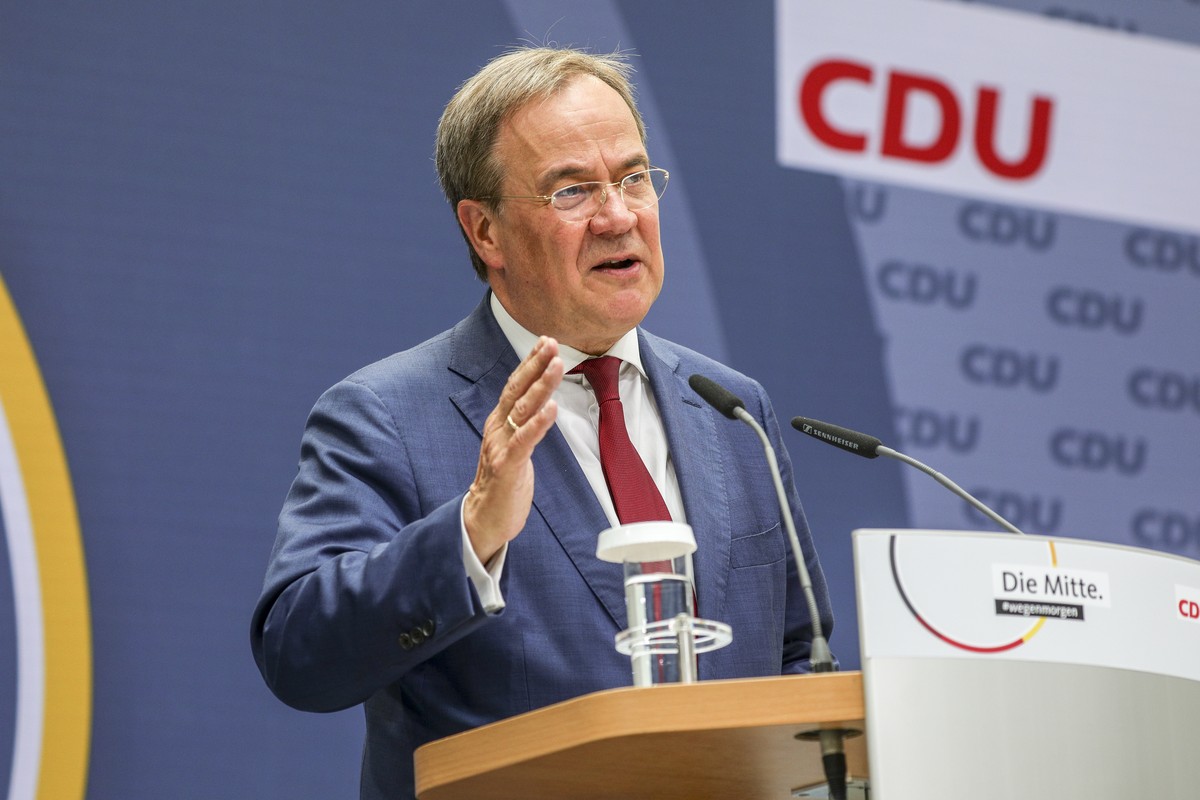 epa09416446 Party leader and Chancellor candidate of the Christian Democratic Union of Germany (CDU), Armin Laschet attends a press conference after board meetings at the CDU headquarters (Konrad-Aden ...