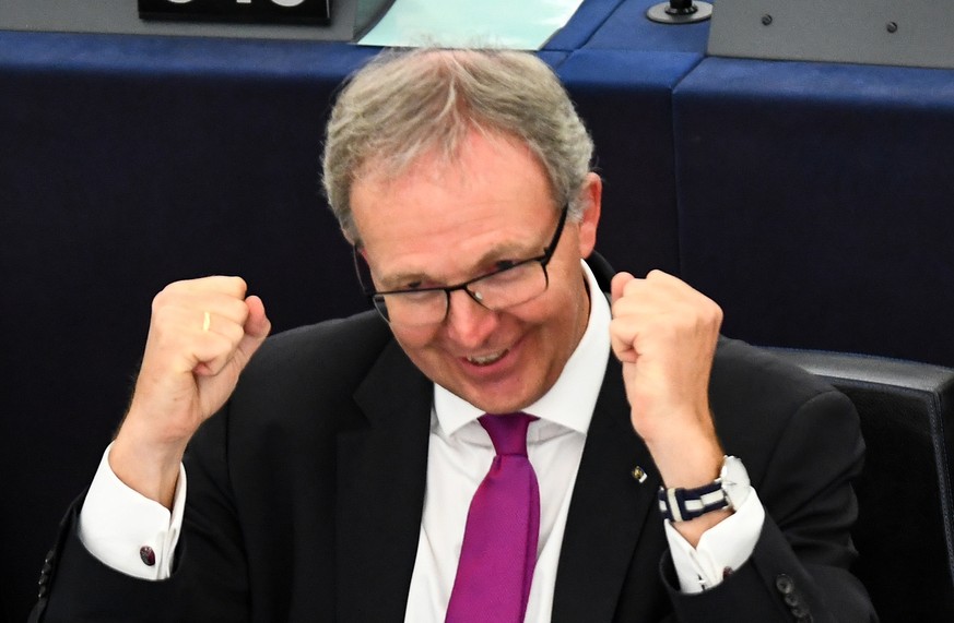 epa07014582 Rapporteur Axel Voss from the Group of the European People&#039;s Party (Christian Democrats) reacts in a vote on modifications to EU copyright reforms during a voting session at the Europ ...