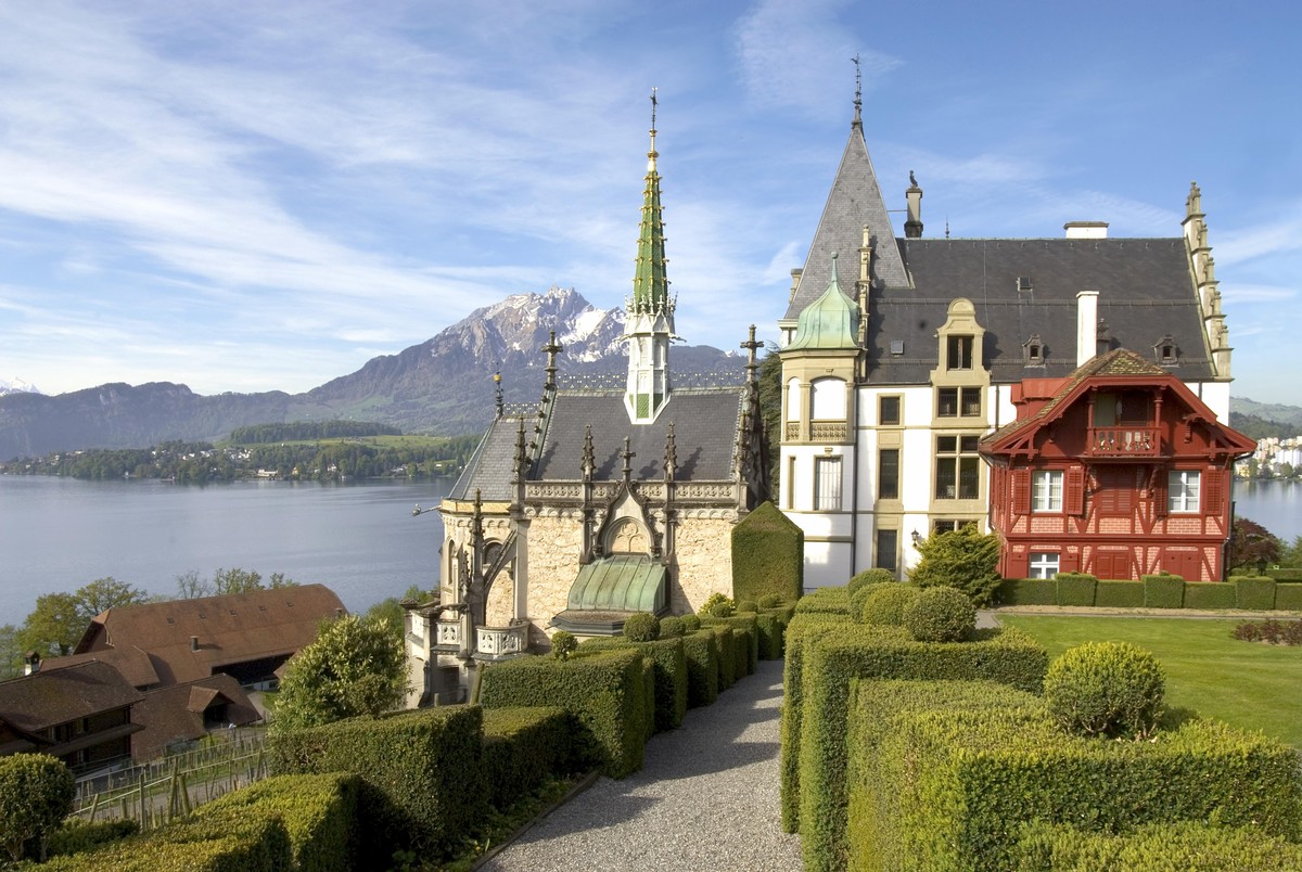Meggen Schloss