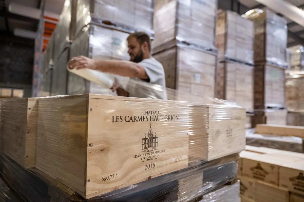 Kistenweise wird französischer Rotwein – hier Château Les Carmes Haut-Brion – in die USA verschifft. Bisher auf jeden Fall.