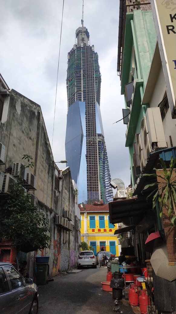 The final height of the structure was reached in October 2022.