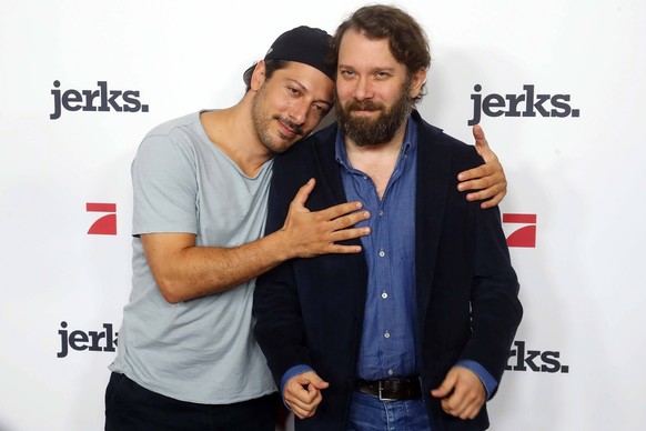 Fahri Yardim, Christian Ulmen, beim Sreening von JERKS. in Berlin, Premiere im Kino Zoopalast, Roter Teppich, TV-Serie, Berlin Deutschland, Germany *** Fahri Yardim, Christian Elms, at SREENING from J ...