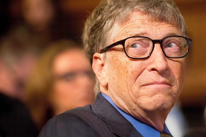 epa05127574 US philantropist and Microsoft co-founder Bill Gates Koninklijk Instituut voor de Tropen in Amsterdam, the Netherlands, 26 February 2016. The institute supports non-Western countries in su ...