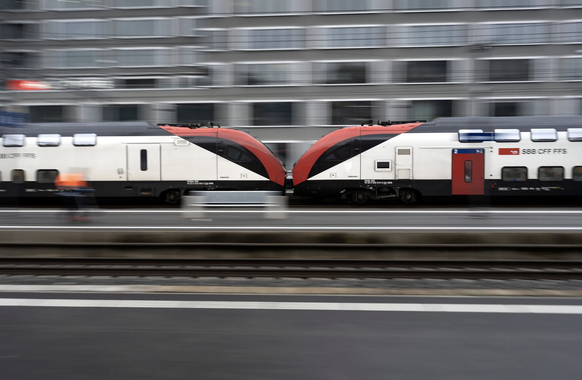 Je schneller die Bahn, desto mehr Passagiere: Züge in Zürich-Altstetten.