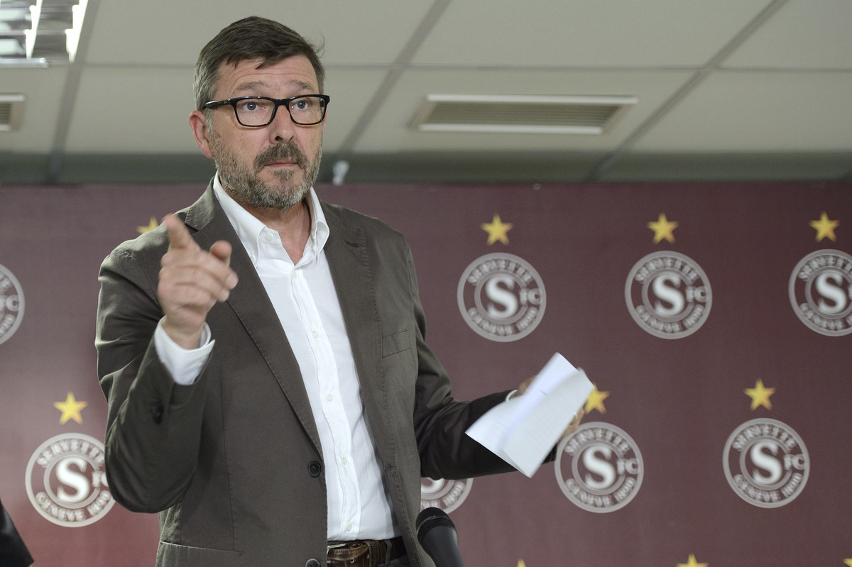 Didier Fischer, le nouveau president du Servette FC, s'exprime, lors d'une conference de presse sur les nouveaux proprietaires et ainsi que sur l’avenir du Servette FC, ce mercredi 17 juin 2 ...