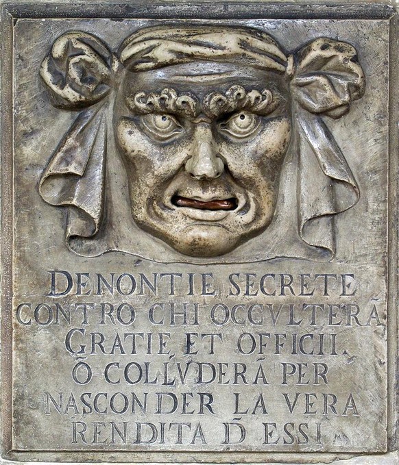Schmerzhafte Flucht aus dem Sektengefängnis entlarvt den Propheten Ivo Sasek\nKarma!!!

Der grösste Lump im ganzen Land das ist und bleibt der Denunziant!