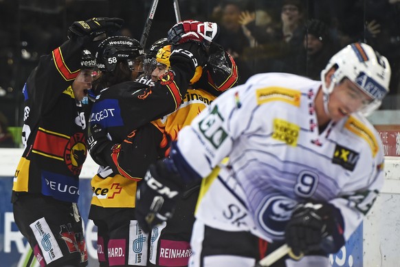 Grenzenloser Jubel beim SC Bern nach der Wende gegen Ambri.