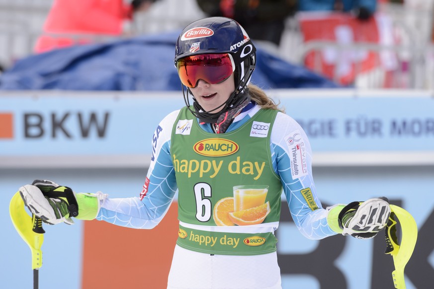 Ja, was soll sie denn machen? Mikaela Shiffrin führte schon nach dem ersten Lauf.