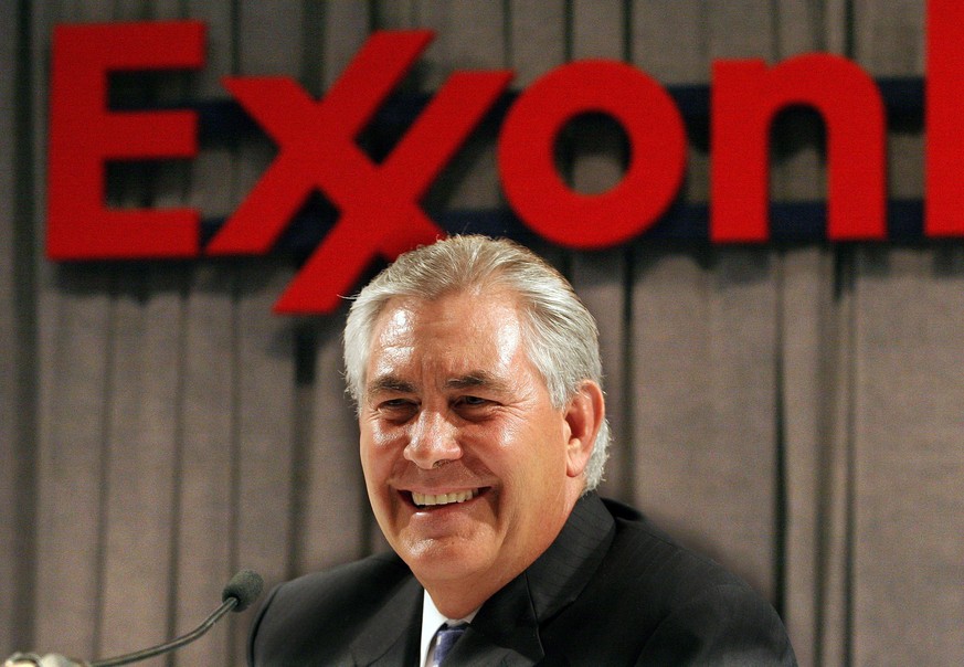 epa05669530 (FILE) A file picture dated 31 May 2006 shows Rex W. Tillerson, Chairman and CEO of ExxonMobil, answers questions during a press conference after the companies 2006 Annual Meeting of Share ...