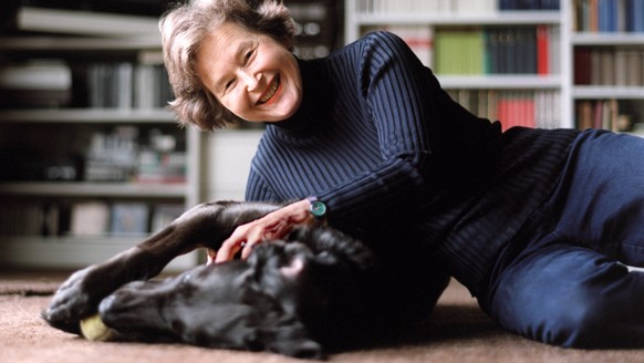 ARCHIVE --- DIE EHEMALIGE BUNDESRAETIN ELISABETH KOPP FEIERT AM 16. DEZEMBER IHREN 80. GEBURTSTAG. SIE WURDE 1984 ALS ERSTE FRAU IN DIE SCHWEIZERISCHE LANDESREGIERUNG GEWAEHLT --- The former federal c ...