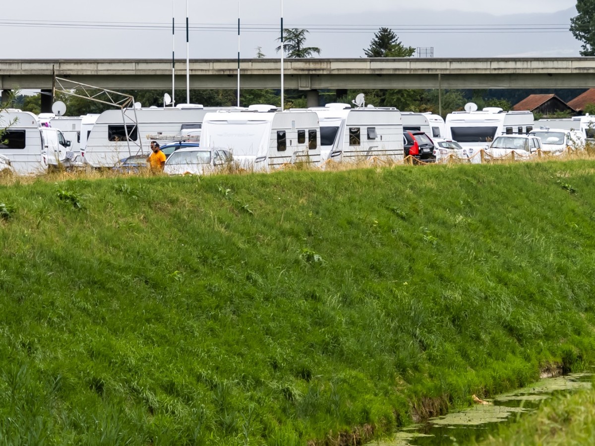 La Ville de Lausanne reproche notamment aux gens du voyage install
