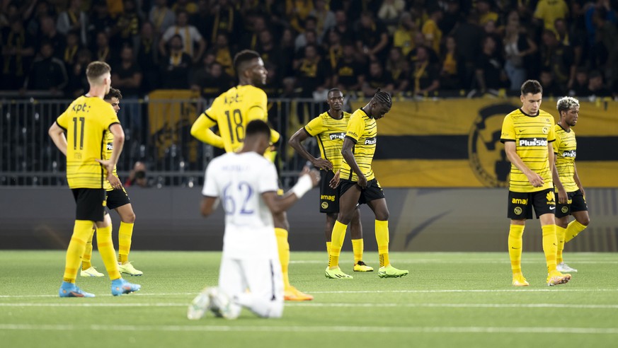 YB Players reacts after loosing (0-1) the UEFA Conference League 1st leg Play-offs soccer match between BSC Young Boys Bern of Switzerland and RSC Anderlecht of Belgium, at the Wankdorf stadium, Bern, ...