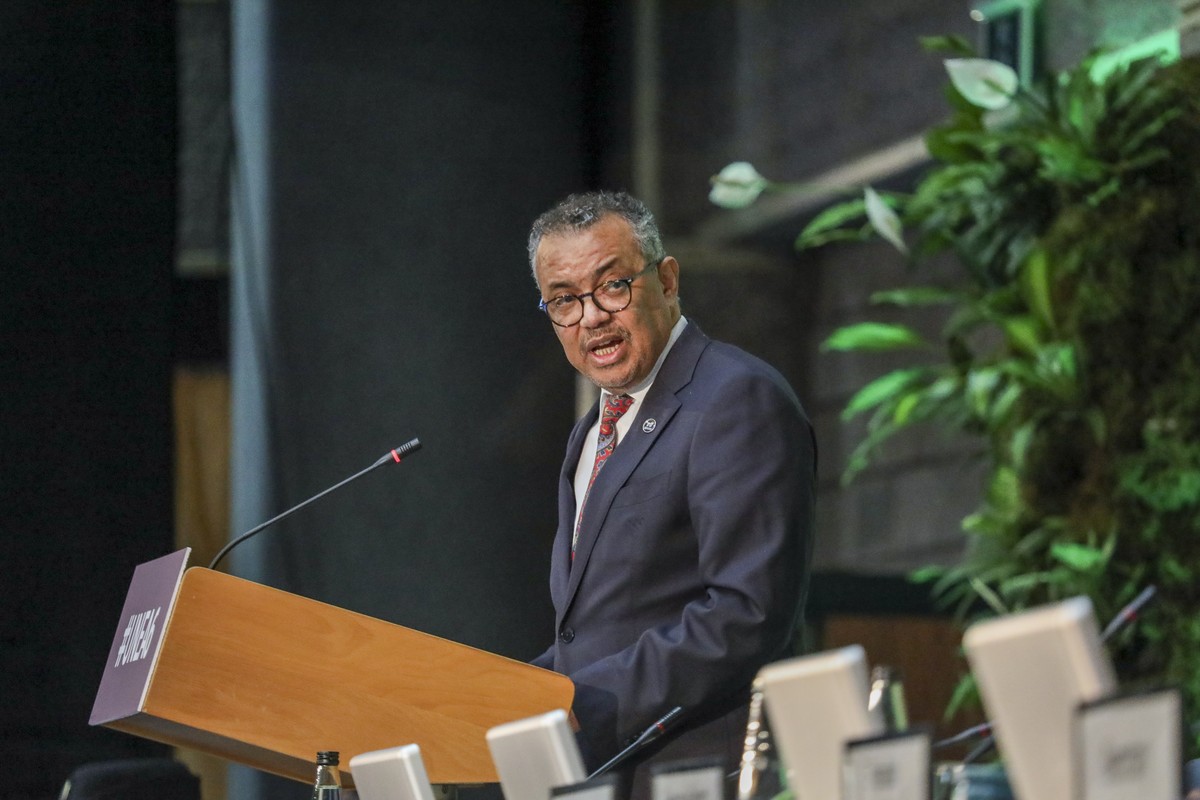 epa11189024 Director General of the World Health Organization (WHO) Tedros Adhanom Ghebreyesus speaks during the high-level segment of the Sixth Session of UN Environment Assembly (UNEA-6) attended by ...